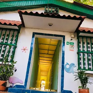 https://titas-airport.cartagena-hotels.org
