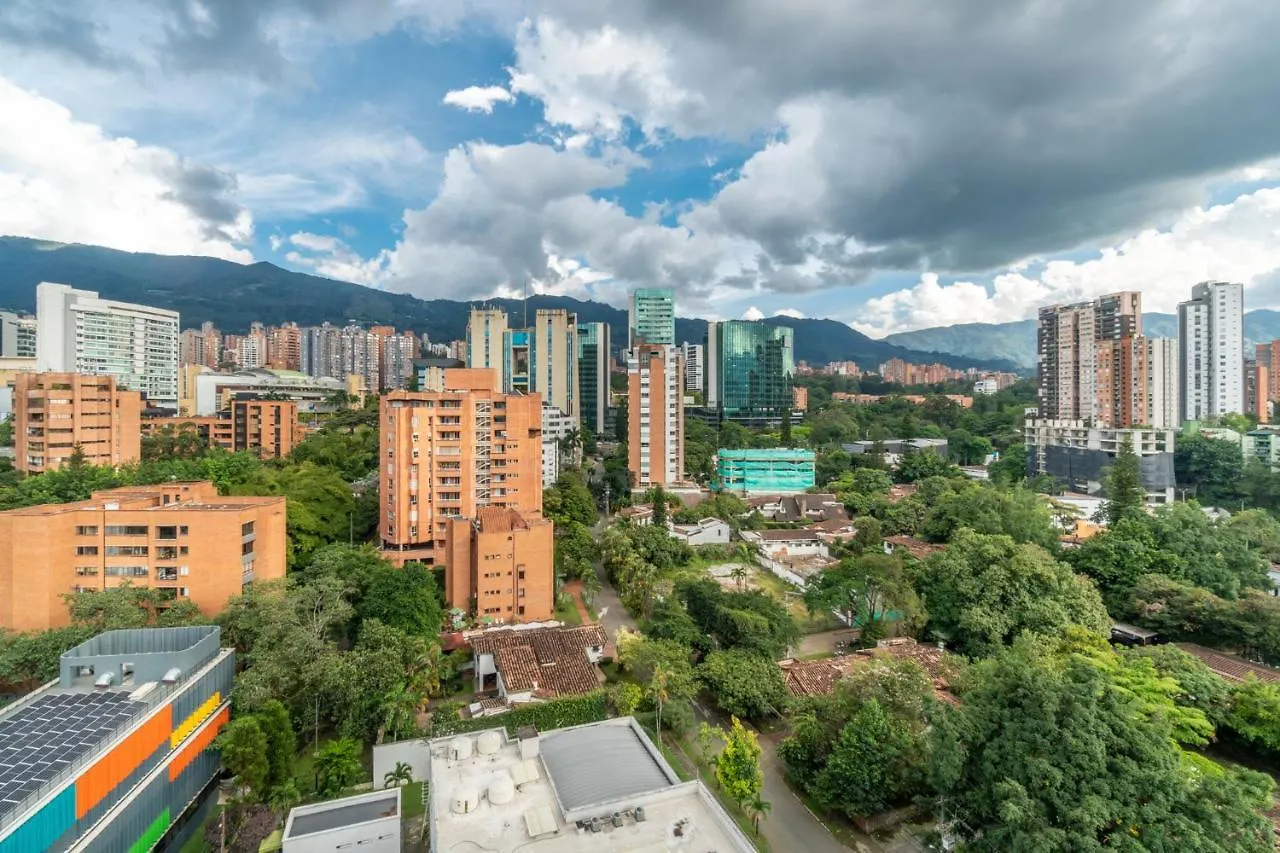 Apartamentos Go Living & Suites By Housy Host Medellín