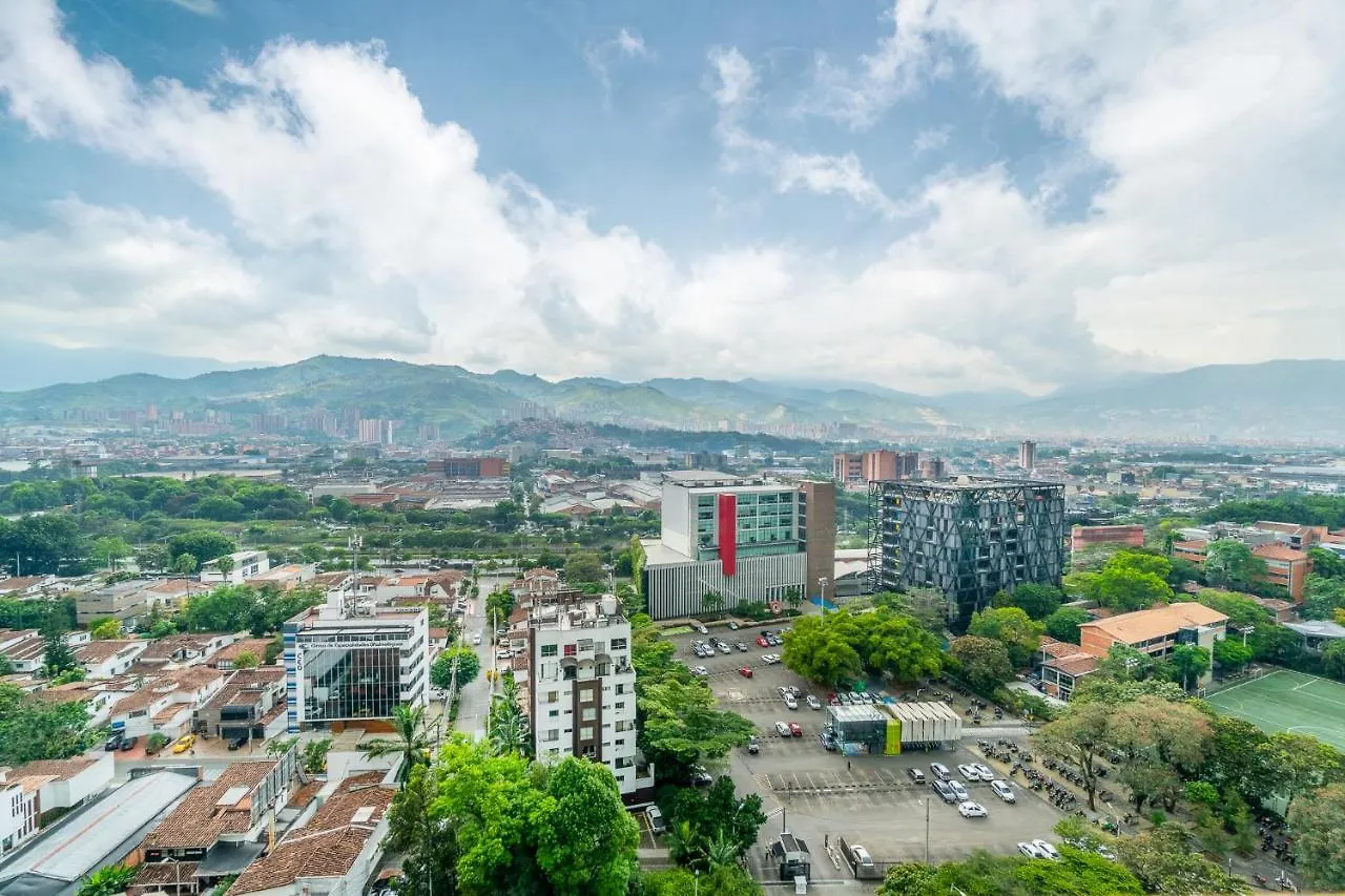 Apartamentos Go Living & Suites By Housy Host Medellín 0*,  Colômbia