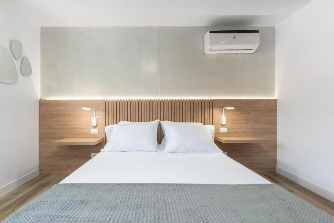 Apartamentos Go Living & Suites By Housy Host Medellín 0*,